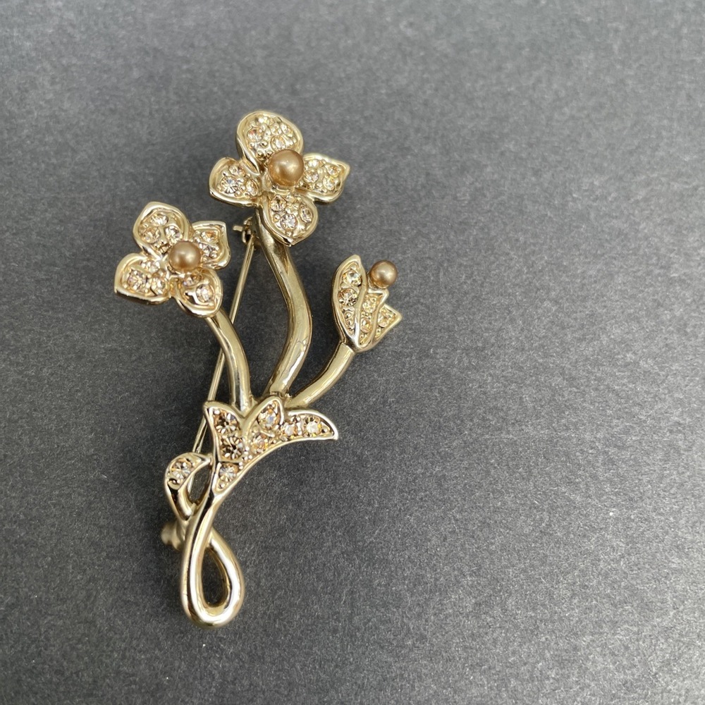 Monet Brooches Women Gold‎ tone Flower Pearl Rhiestone event party